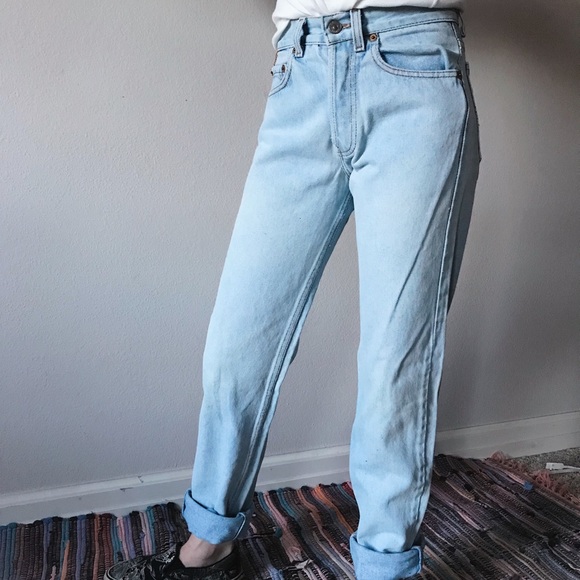 Levi's Denim - Vintage Levi’s 502/501 perfect light wash!